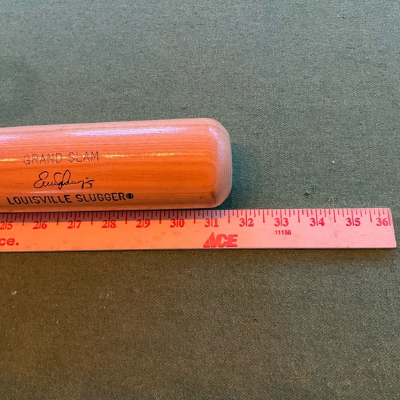 Louisville Slugger Wooden white ash Baseball Bat 31 1/2” like new - Picture 5 of 6